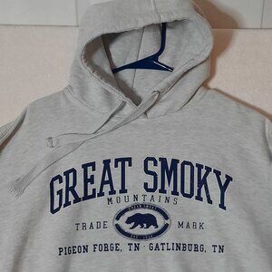 LUXE GREAT SMOKEY MOUNTAINS Grey Thick Pullover Hoodie, Bear Graphic Spellout XL